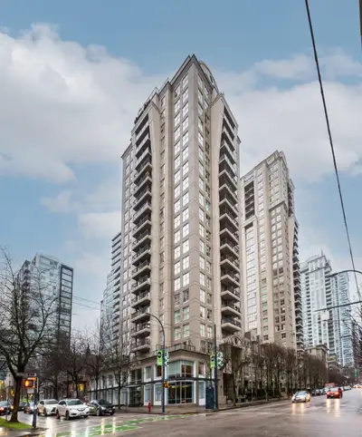 708-989 RICHARDS ST VANCOUVER BC V6B 6R6 Welcome to the MONDRIAN I by Bosa, a great building in a fa...