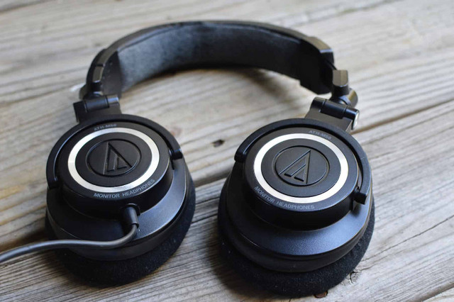 audio technica ath-m50s Black straight wire in General Electronics in City of Toronto