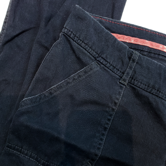 Hollister Navy Flared Trousers in Women's - Bottoms in Oakville / Halton Region - Image 6