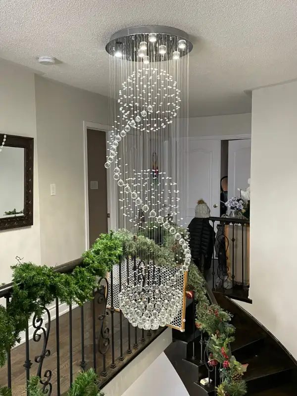 LUXURY CRYSTAL CHANDELIERS - FINANCING AVAILABLE in Indoor Lighting & Fans in City of Montréal - Image 2