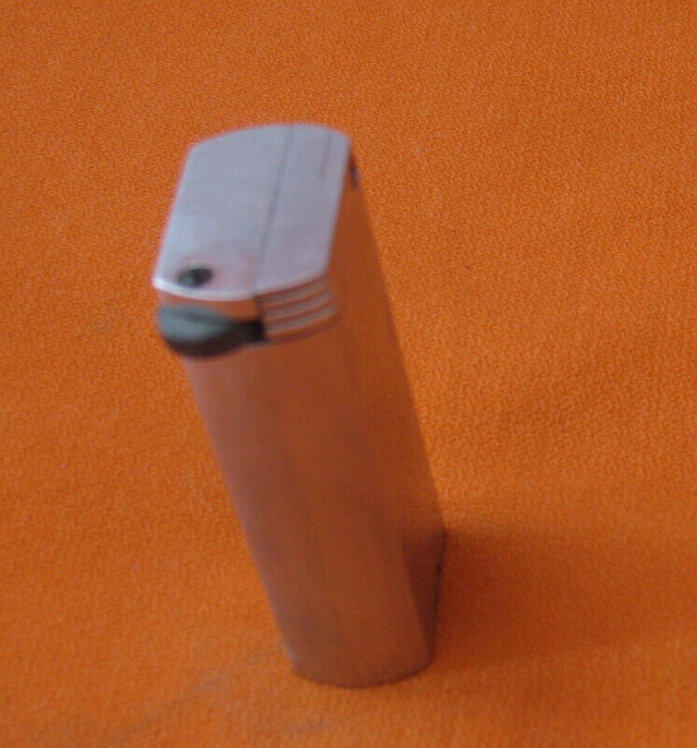 Lighter "DELUXE" -Made In Canada in Arts & Collectibles in Edmonton - Image 2