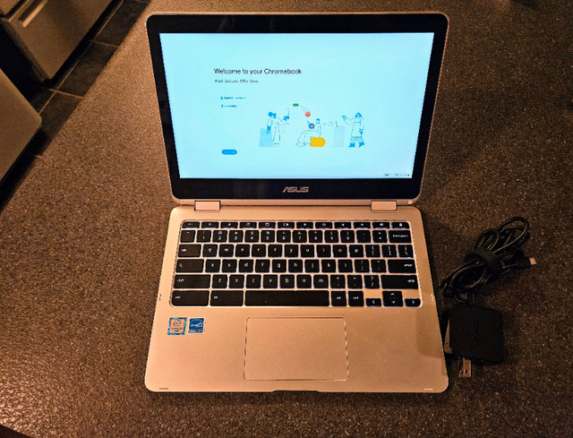 Chromebook Asus Flip C302 12.5" intel dans Portables  à Ville de Montréal