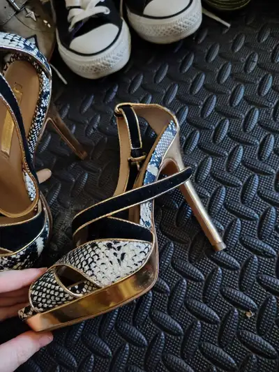 BCBGMAXAZRIA heels, View more