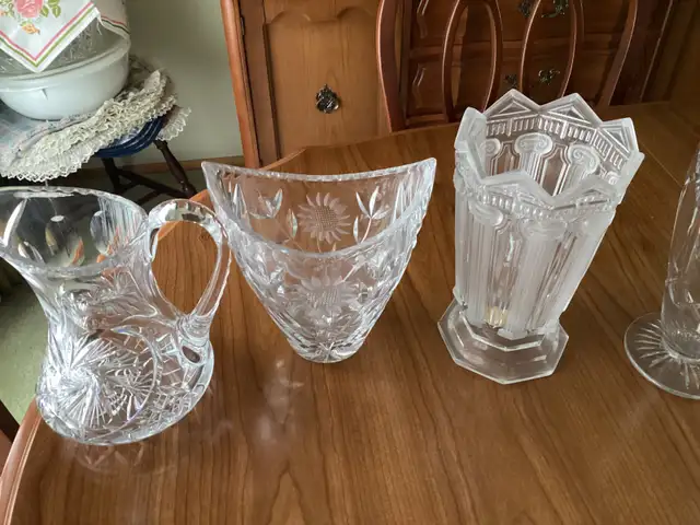 CRYSTAL VASES, PITCHER GLASS VASES DISH. 593 in Home Décor & Accents in Calgary - Image 4