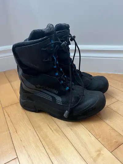 Columbia Bugaboots Size 7, View more