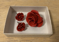Broche et Boucles Vintage Red Rose Brooch and Earrings