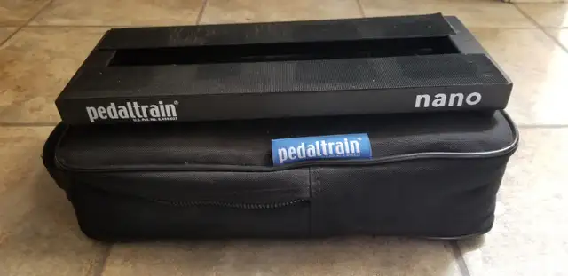 Pedaltrain Nano Pedal Board with Soft Carrying Case in Amps & Pedals in Oakville / Halton Region - Image 2