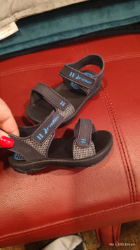 Riders sandals size US 7