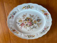 Grindley Marlborough Royal Petal 11 & 14 Inch Serving Platters