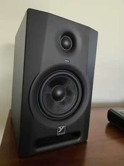 Yorkville YSM5-2 Powered Studio Monitors, View more