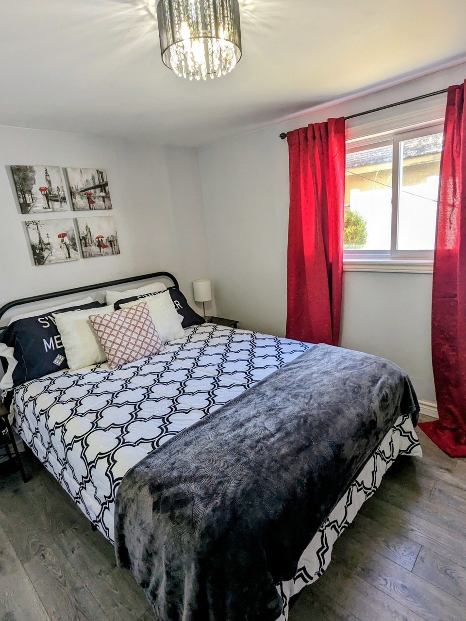 Downtown Orillia - Bright, spacious, renovated 1-Bed/Bath Apt 2