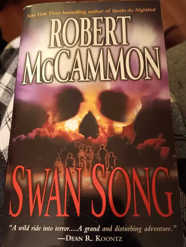 Robert McCammon Swan Song Book For Sale!! in Fiction in City of Toronto - Image 2