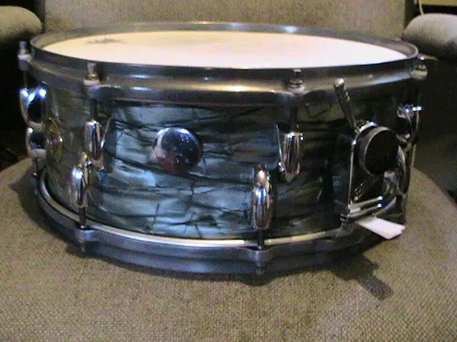 GRETSCH-1940's Louie Belson's Endorsers Snare Drum*W/Offset Lugs in Drums & Percussion in Windsor Region - Image 7