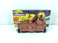 HO Train Athearn Pennsylvania Caboose Kit #980765