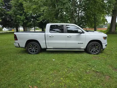 2019 ram 1500 sport for sale 95000 km Loaded no sun roof Big screen New body style Theft recover on...