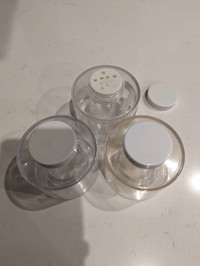 Free spice containers