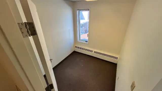 900 sq. ft. Office Space for Rent – Prime Location Near Downtown in Commercial & Office Space for Rent in Charlottetown - Image 10