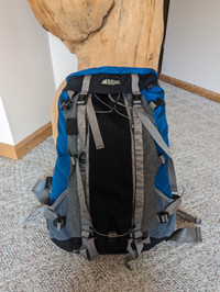 MEC Brio 60L Backpacking pack 