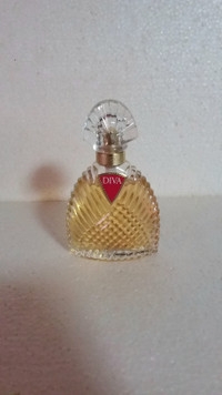 Ungaro Diva Perfume