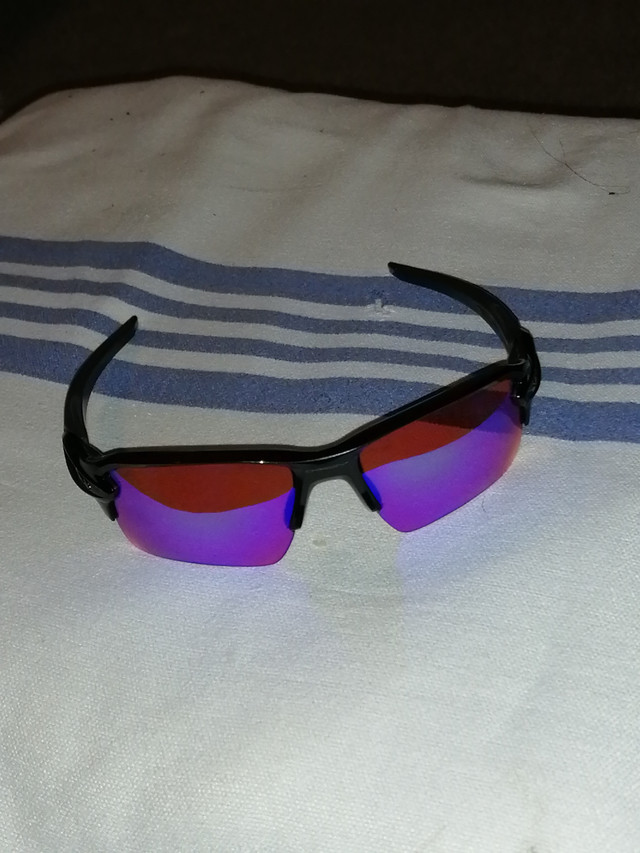Oakley sunglasses(golf). Brand new$300 in store. Selling for$200 in Other in Barrie - Image 2