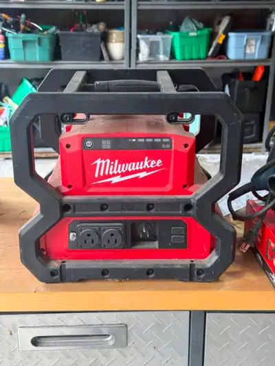Milwaukee M18 -Carry On Cordless Power Supply, View more