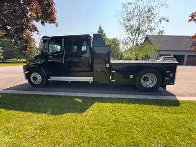 1998 Frieghtliner FL70 Toy Hauler Cummins Motor - Allison Transmission Interior by Florida Fine Cust...