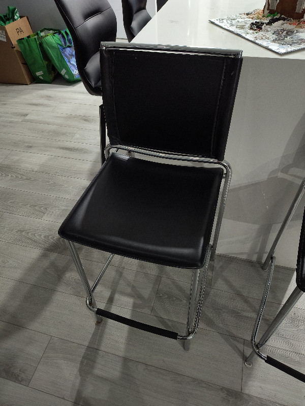 Leather Bar Stools in Chairs & Recliners in Edmonton