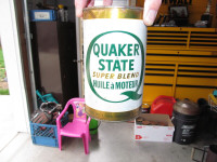 Vintage Quaker State Oil Can Still Full 8 Available