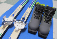 Cross Country Skis - 6.9' /210cm & Boots - size 11.5 (Dwight)