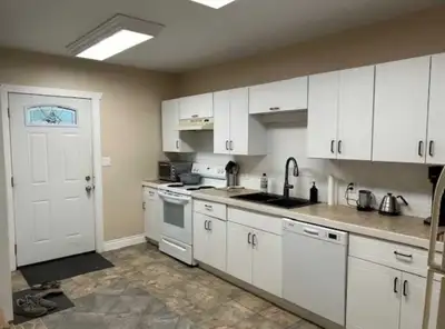 2 bed , 1 bath house available for rent in downtown. Looking for someone with good references and fo...