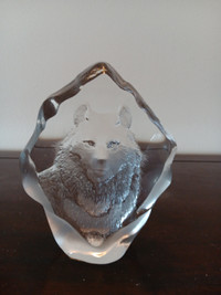 Wolf Crystal Sculpture - by Mats Jonasson - Hand made in Sweden