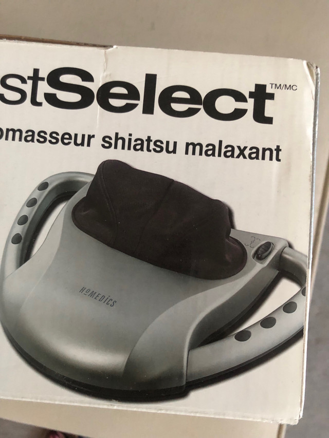 REDUCED - Homedics Therapist Select Kneading Shiatsu Massager  in Health & Special Needs in Calgary - Image 3