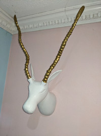 Large cast aluminum antelope head wall hanging decoration