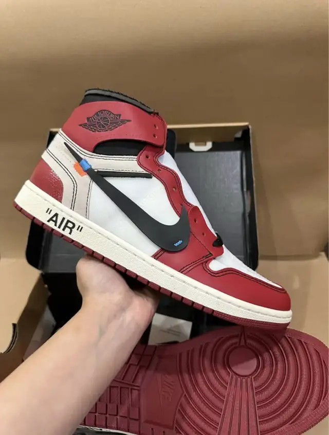 jordan 1 off white chicago in Men's Shoes in City of Toronto - Image 2