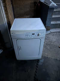 Dryer 24 inches 