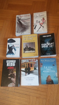 Lot de GROS livres à 5 $ chacun  intrigues policières et +