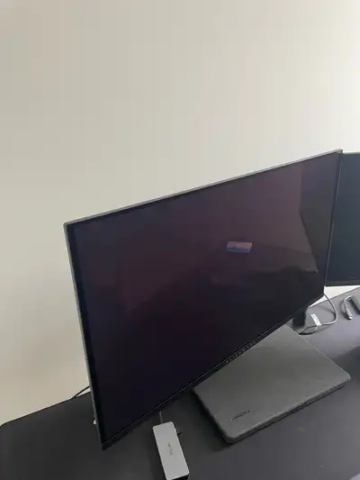 Selling aw2725df Alienware qd oled gaming monitor 1440p 360hz 27” in new condition in box. No trades...