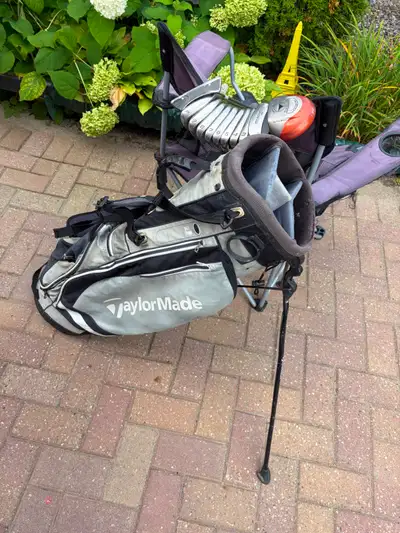 TaylorMade stand bag w Driver 1, Hybrid Rescue3, irons& putter, View more