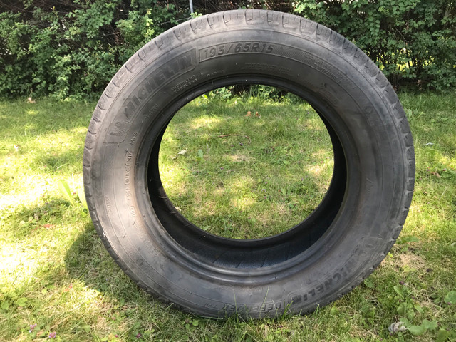 4x Pneus D’été Michelin Defender T+H 195/65R15 All-Season dans Pneus et jantes  à Ville de Montréal