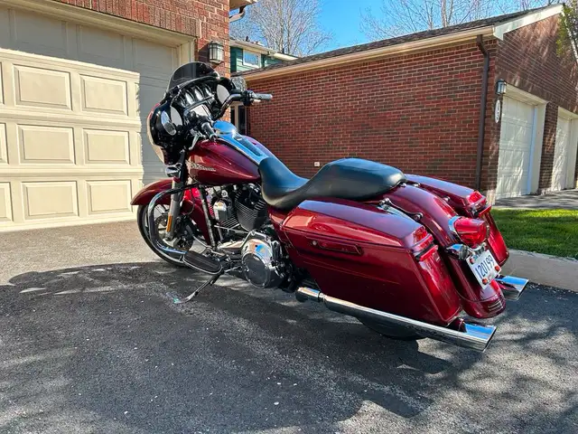 2016 Harley-Davidson Street Glide Special- $16,000 in Touring in City of Halifax - Image 9