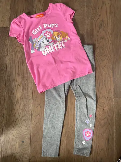 Toddler girls size 4T shirt and pants outfit. Smoke free pet free home.