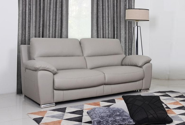Condo Size Genuine Top Grain Leather Sofa Set in Couches & Futons in Vancouver - Image 3