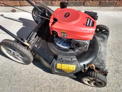 Push 21-inch lawn mower with sharpened mulcher blade. PowerSmart OHV 170CC 4-stroke engine with rece...