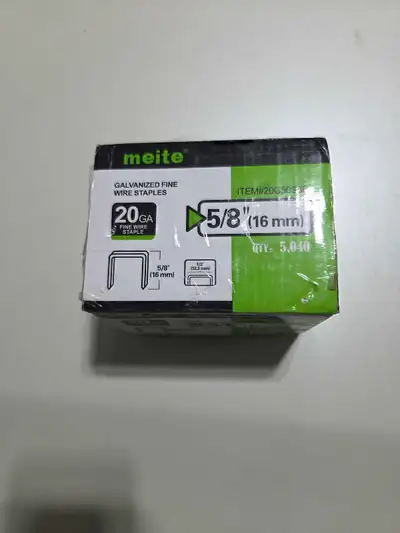 5/8" wire staples, View more