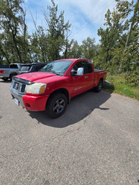 2005 Nissan Titan 5.6 SE 4X4 Crew Cab 