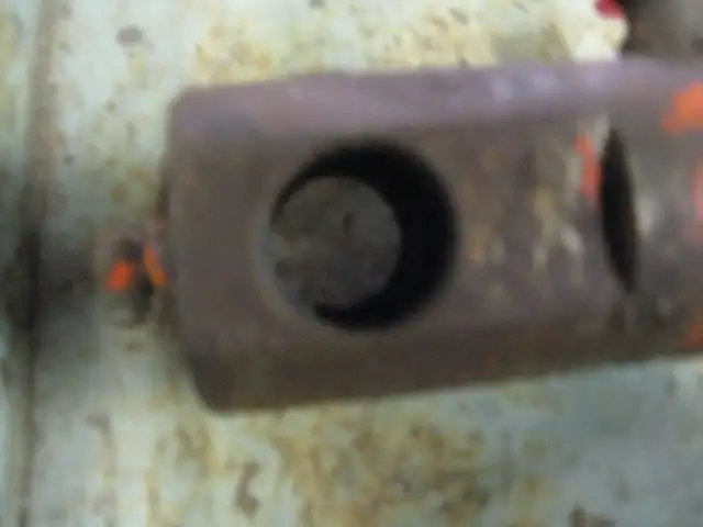 Hydraulic Cylinder in Farming Equipment in Kawartha Lakes - Image 5