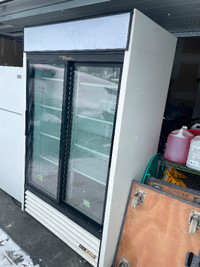 2 door true refrigerator
