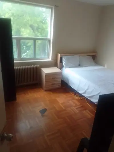 large furnish 1 bedroom