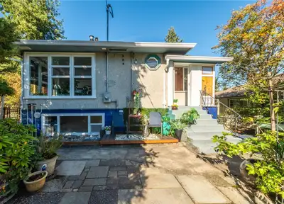 Available March 1, 2026 Gorgeous and private 2 BR, 1 BA Upper Suite with its own yard and pond locat...