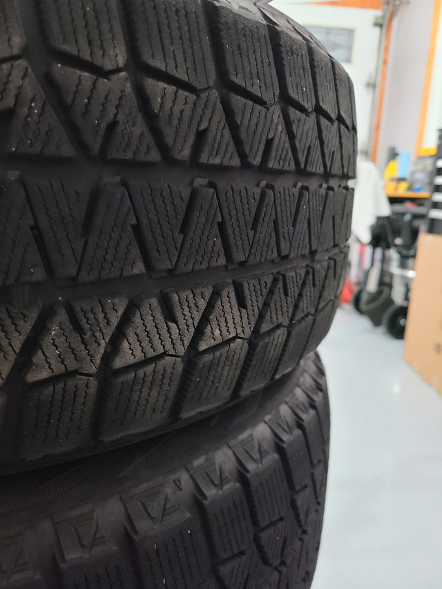 Bridgestone Blizzak WS80 205/55/R16 Winter Tires in Tires & Rims in Oshawa / Durham Region - Image 3